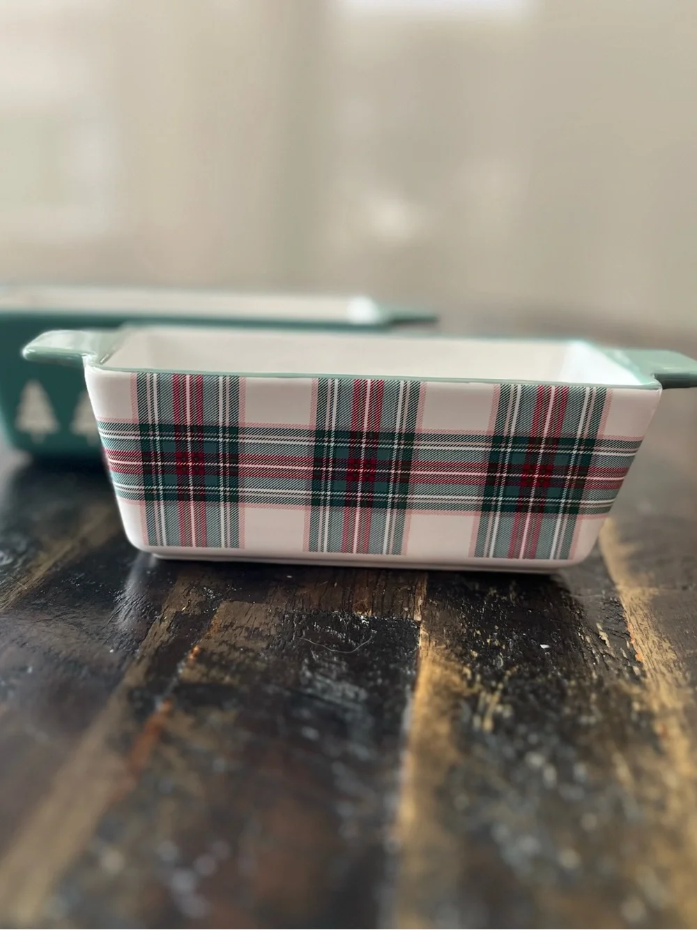 NWT HOLIDAY TIME 2 Mini Loaf Pans Ceramic Plaid Green Christmas Baking Gift New